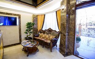 Shine House