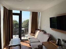 Seatanbul Hotel