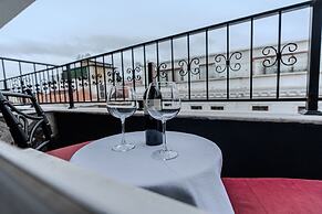 Seatanbul Hotel