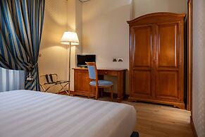 Hotel Oceania