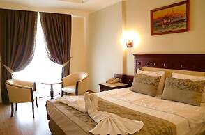 Blue World Hotel