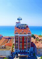 Blue World Hotel