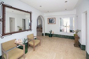 Hotel Club S'illot