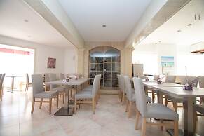 Hotel Club S'illot