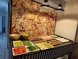 Leyenda Hotel