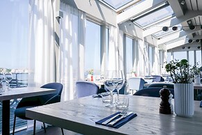 Gullmarsstrand Hotell & Konferens