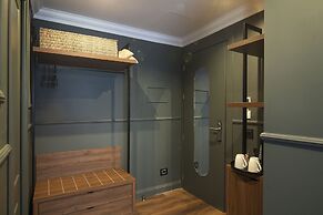 Seven Suites