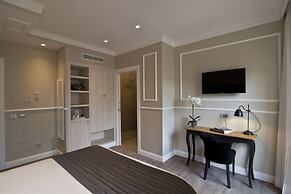 Seven Suites