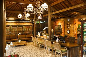 Ubud Raya Villa