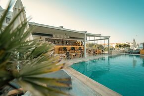Twins Hotel