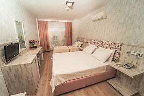 Twins Hotel