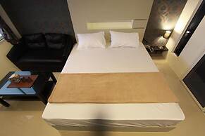 Bearing 26 Hotel