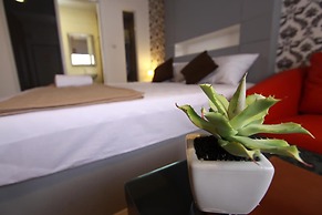 Bearing 26 Hotel