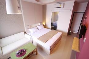 Bearing 26 Hotel