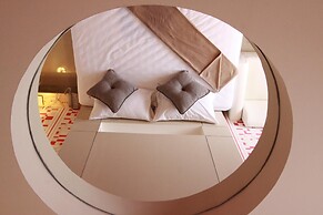 Bearing 26 Hotel