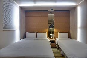 East Dragon Hotel
