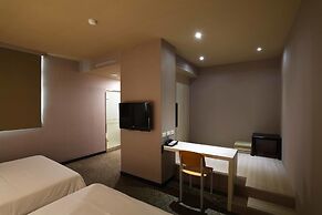 East Dragon Hotel