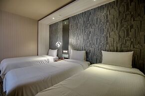 East Dragon Hotel
