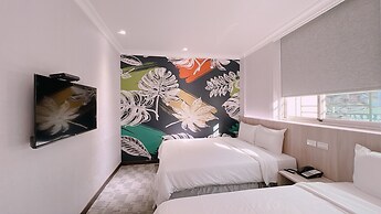 East Dragon Hotel