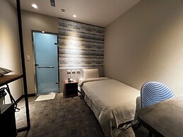 East Dragon Hotel