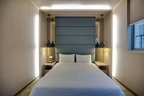 East Dragon Hotel