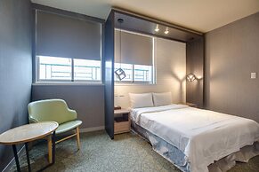 East Dragon Hotel