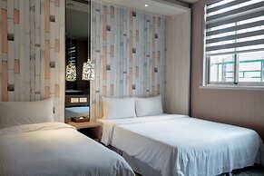 East Dragon Hotel