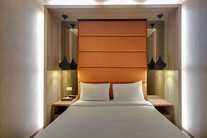 East Dragon Hotel