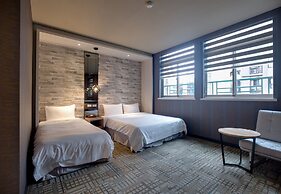 East Dragon Hotel