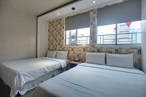 East Dragon Hotel
