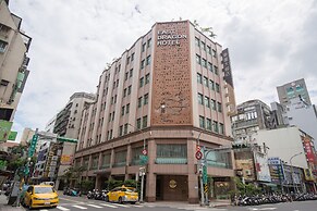 East Dragon Hotel