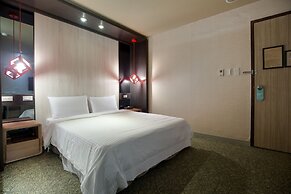 East Dragon Hotel