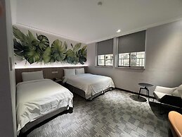 East Dragon Hotel