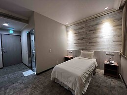 East Dragon Hotel