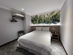 East Dragon Hotel