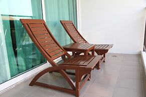 Crystal Palace Luxury Hotel