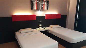 Red Rock Hotel