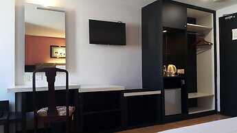 Red Rock Hotel