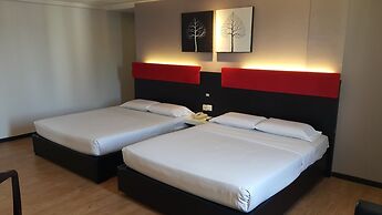 Red Rock Hotel