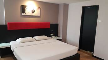 Red Rock Hotel