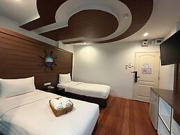Bed by Cruise at Samakkhi-Tivanont