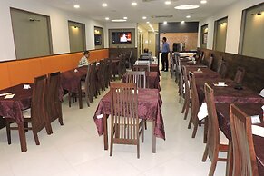 Golden Suites Hotel