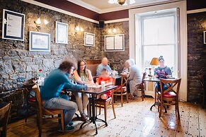 Gleesons Restaurant & Rooms