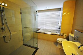 Parinda Hotel