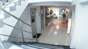 Ma Non Nont Hotel & Apartment