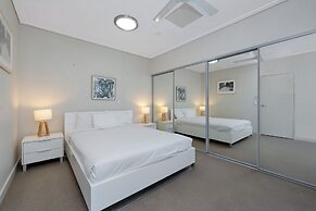 Dalgety Apartments
