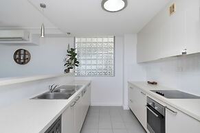 Dalgety Apartments