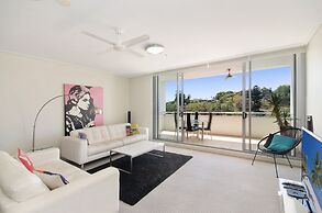 Dalgety Apartments