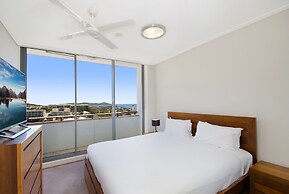 Dalgety Apartments
