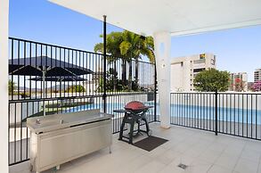 Dalgety Apartments